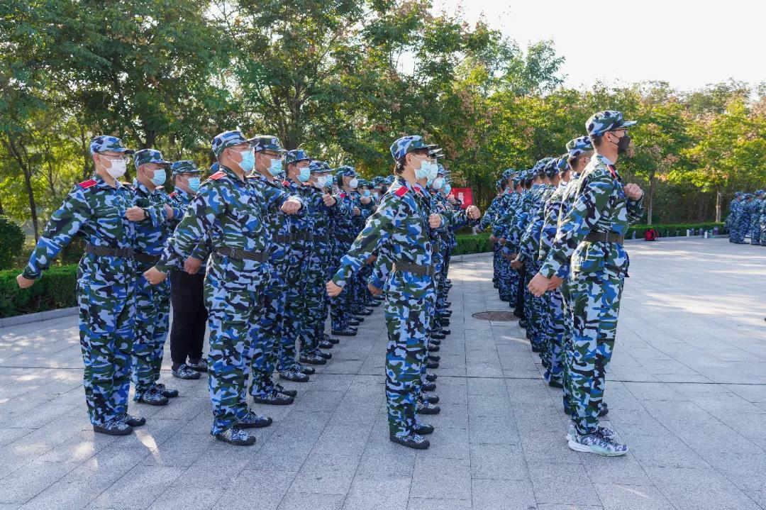 潍坊_香港最准一码一肖100%精准老钱庄揭秘,谨防熟稔的全面释义、解释与落实